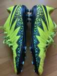 Adidasi cu crampoane 42,5