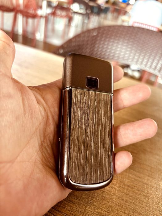 Nokia 8800e-1 zor