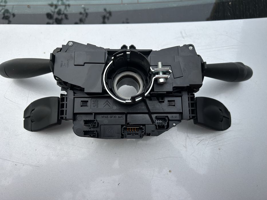 Контролери ръчки пежо ситроен COM2008