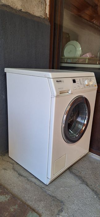 Пералня Miele W2241
