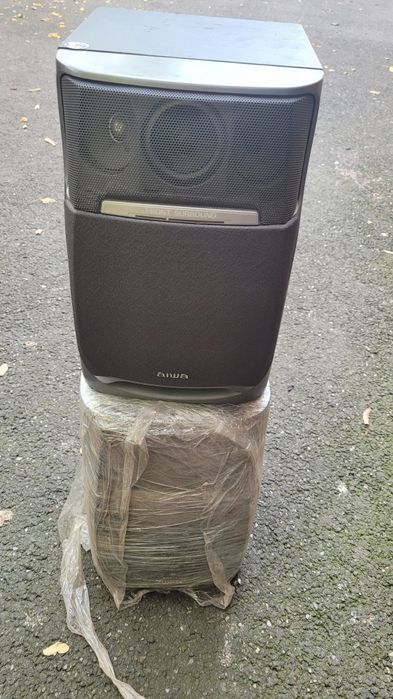 Vând 2 boxe Aiwa