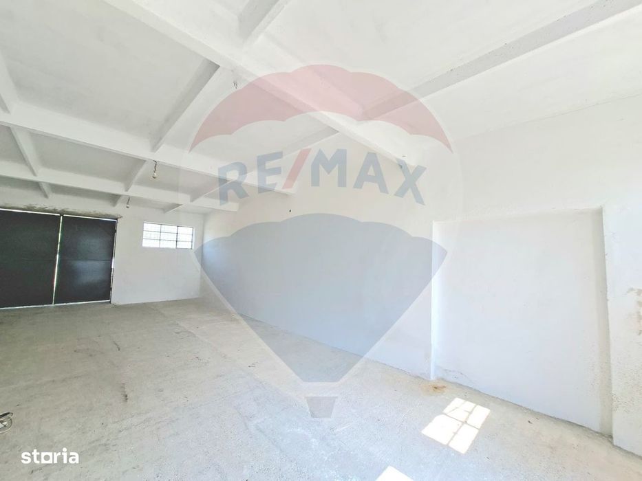 Hala de închiriat – 70 mp, Grădiște (incinta Sere Arad)