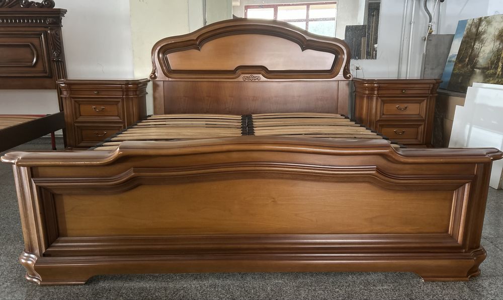 Mobilier dormitor din lemn