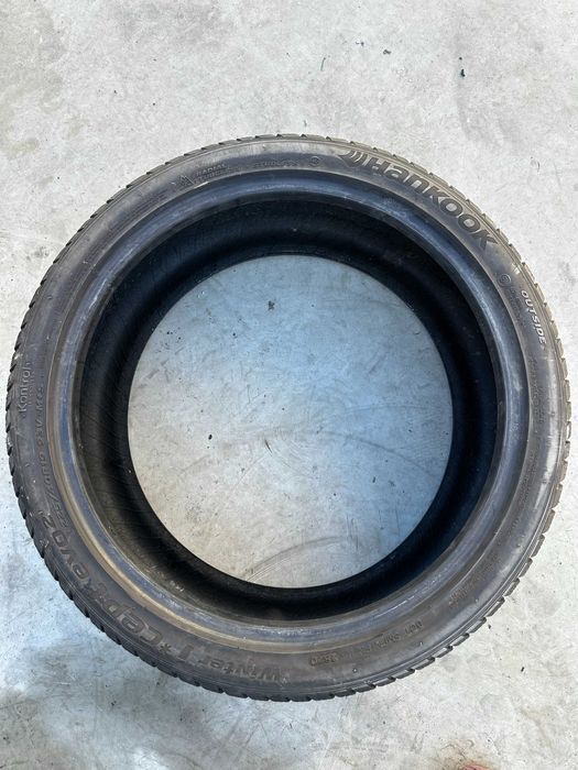 Hankook 225/40R19 - Anvelope Iarna M+S, Garantie 100%, Livrare Rapida!