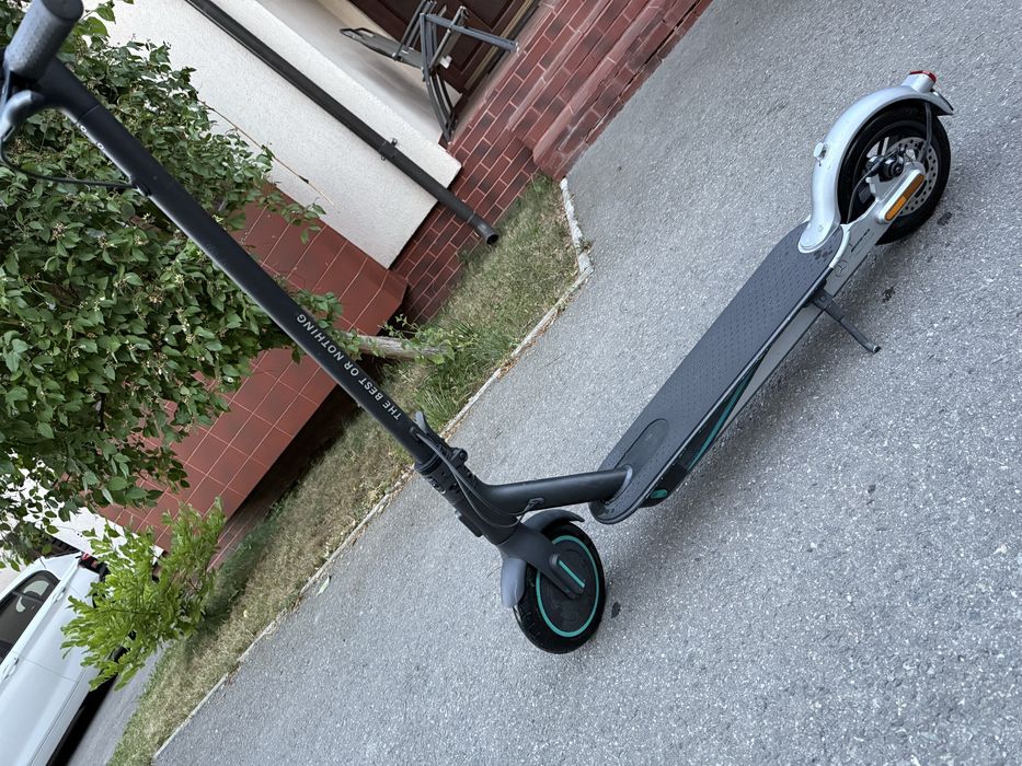 Trotineta Xiaomi AMG edition