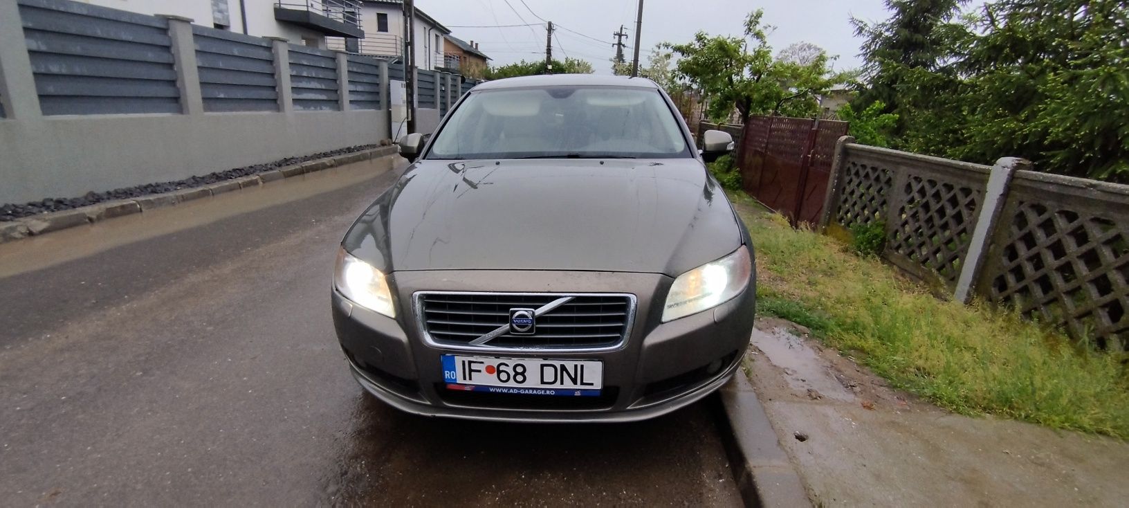 Vând Volvo s80 awd 4x4 2.4d 185 cai cutie  automata 2009