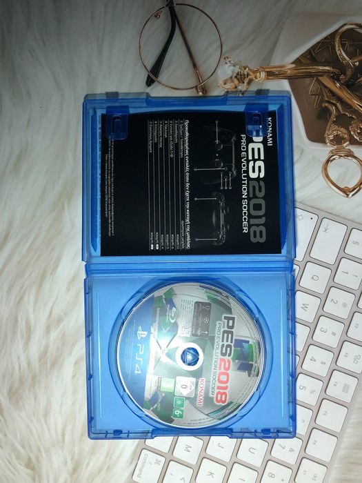 Joc Pro Evolution Soccer 2018 Play Station PS4 Cadoul Ideal