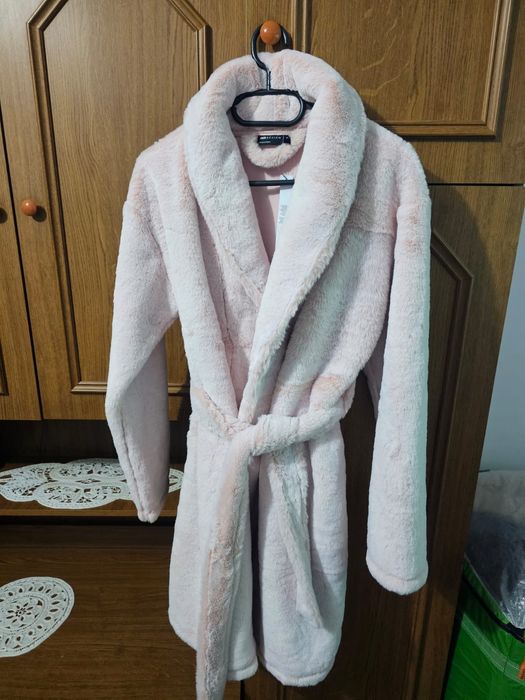 Vang Geci, paltoane, Cardigane