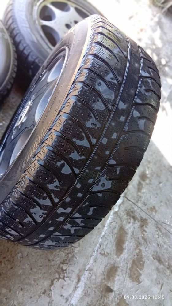 Оригинални Джанти с гуми W124 R15 5x112