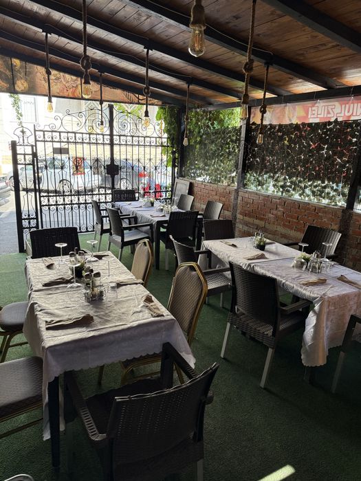 Vand Afacere La cheie Restaurant +terasă