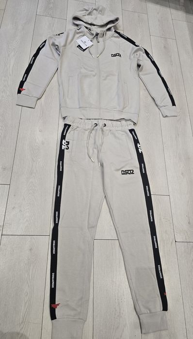 Oferta Trening Dsquared calitate premium nou