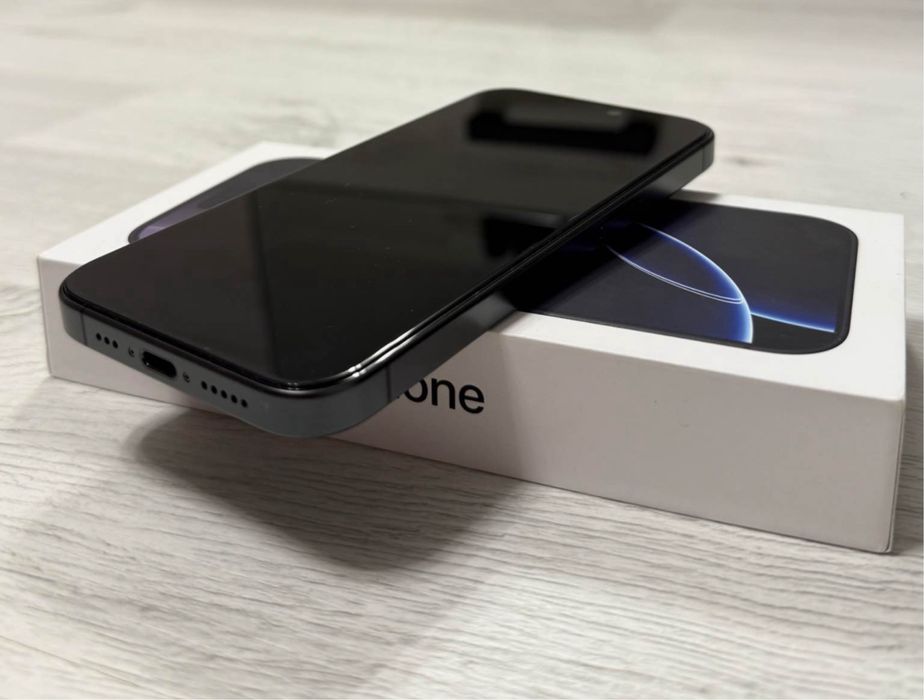 iPhone 16 PRO MaX cu 100% Bateria