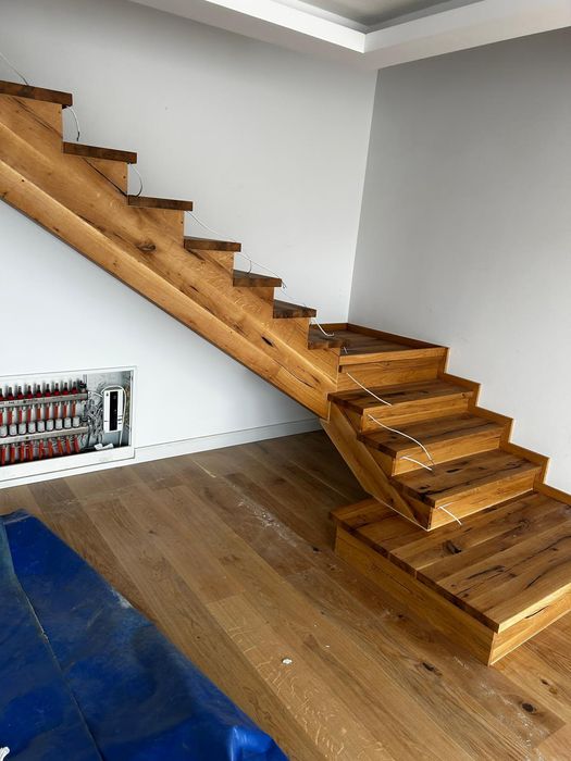 Trepte unicate din lemn