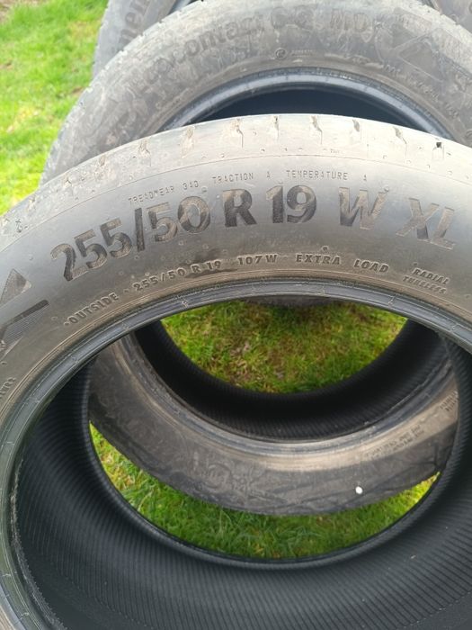 Anvelope  NOI vara Continental in doua mărimi 255 si 235 R 19