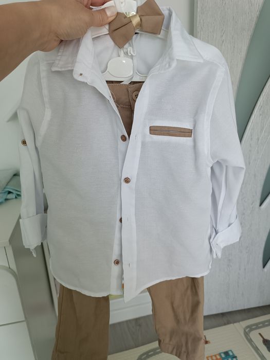 Детски официален костюм с вратовръзка бежов цвят