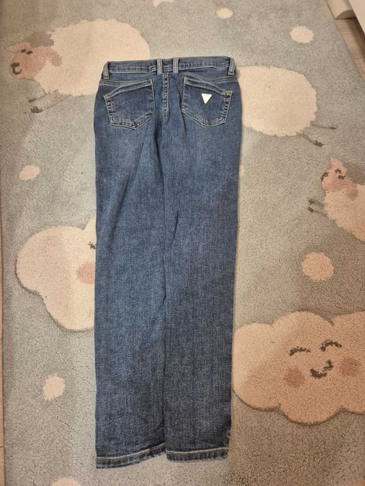 Дънки Guess за момиче