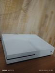 Продавам Xbox one s