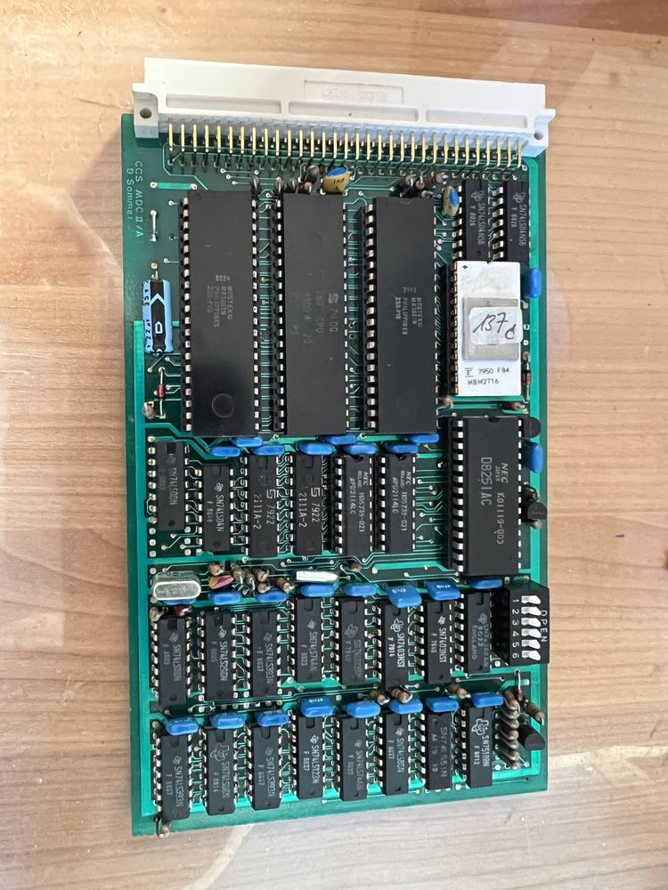 Casetofon digital vintage minicaseta, anii ‘80 cu procesor Z80