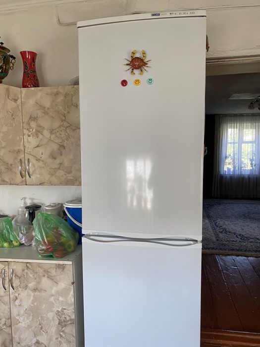 Продам холодильник