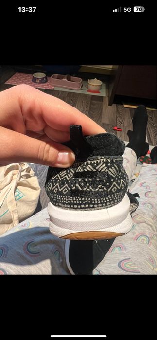 Adidasi piele intoarsa Toms nr 38.5