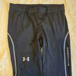 Дамски клин/анцуг от дишащи материя Under Armour