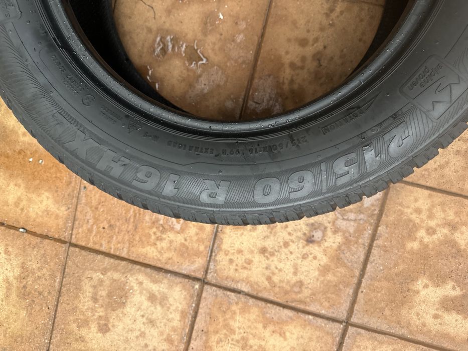 Cauciucuri iarna 215/60/16 Semperit