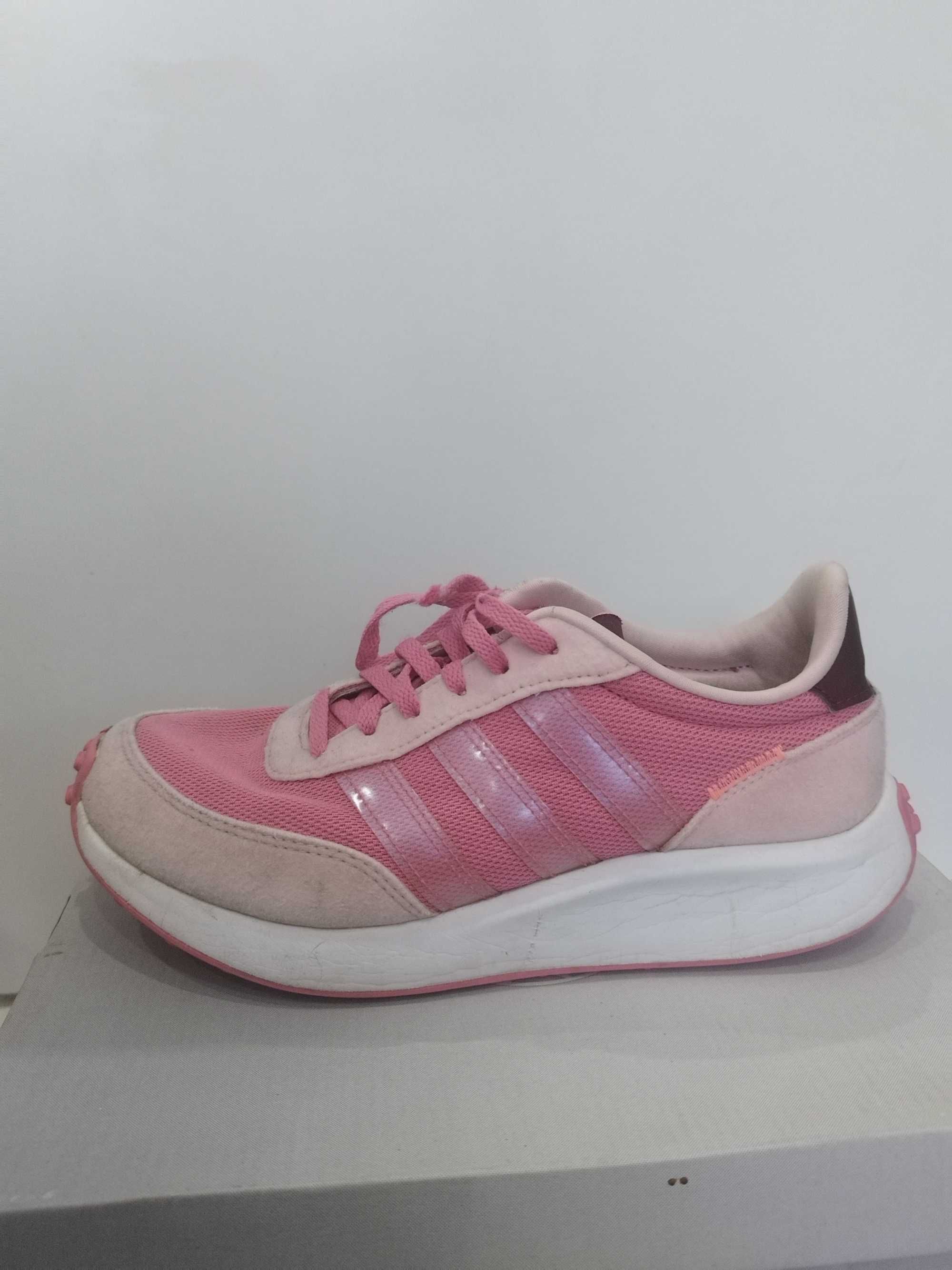 Маратонки Adidas