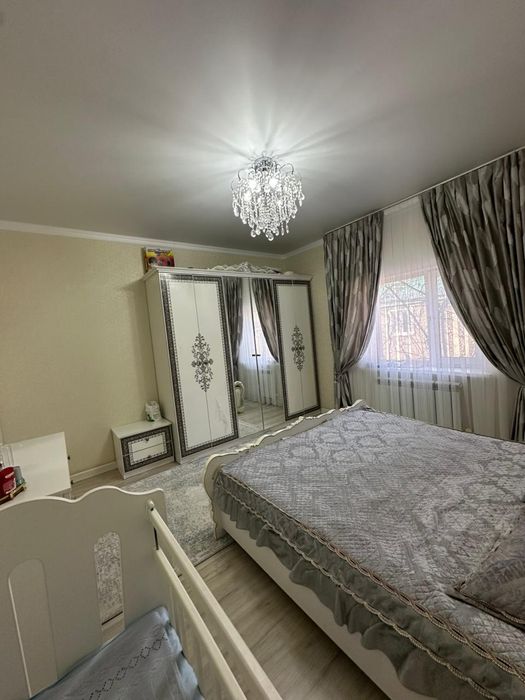 Мебель Спальный гарнитуры Шифонеры камок и