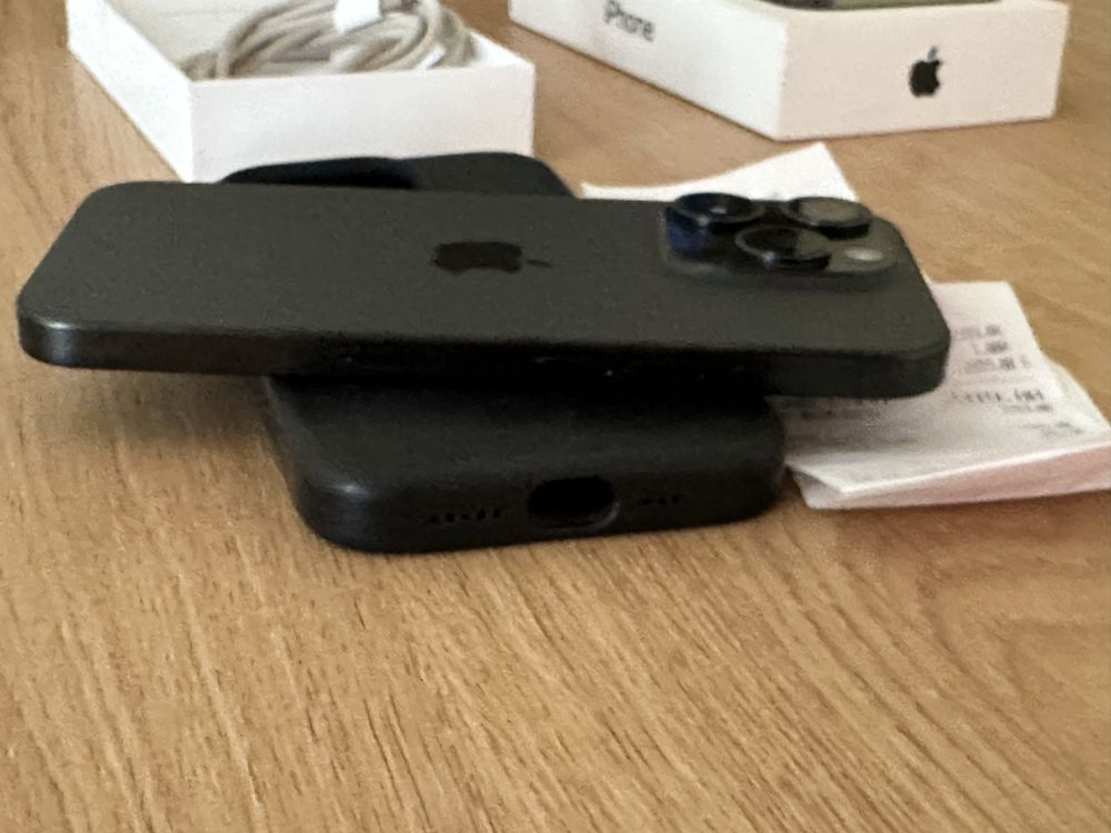 Бартер като нов iPhone 15 pro 128gb гаранциоен