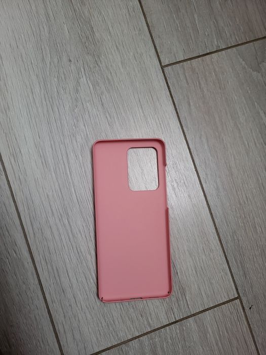 Продам чехол S20 ultra на использованный