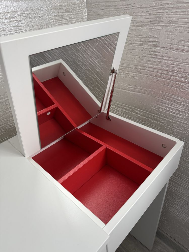 Тоалетка Икеа / IKEA