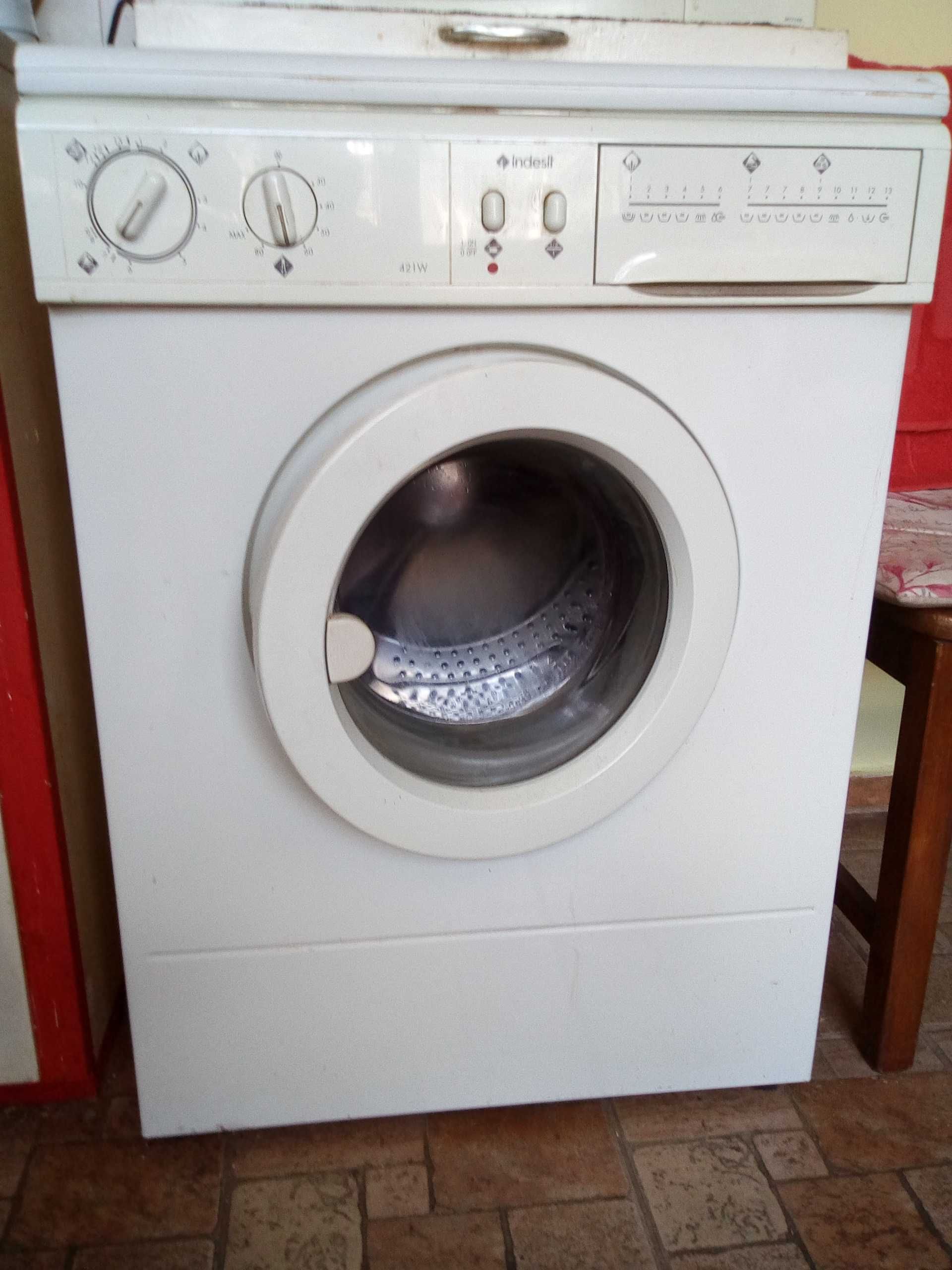 Пералня INDESIT 421W