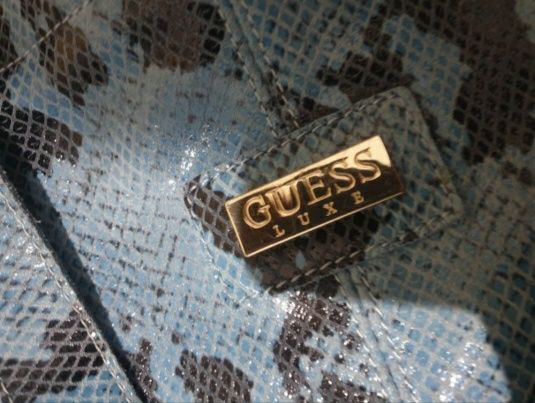 Geanta noua piele naturala GUESS LUXE piele sarpe