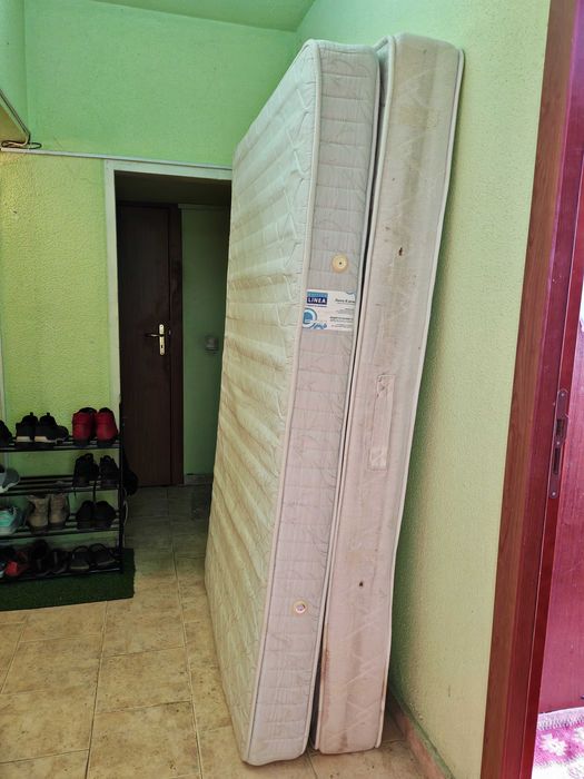 Матрак 114/190 пружинен 18см височина 2 броя