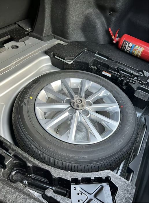 Запаска от  камри 50-55 Новая!