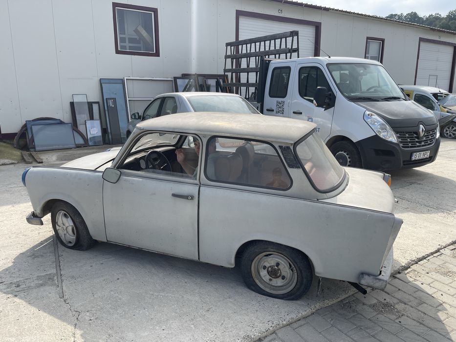 Trabant  fara acte