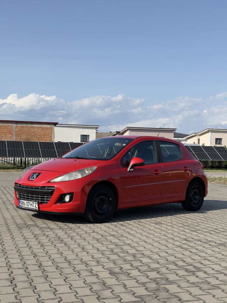 Peugeot 207 1.4hdi 2013