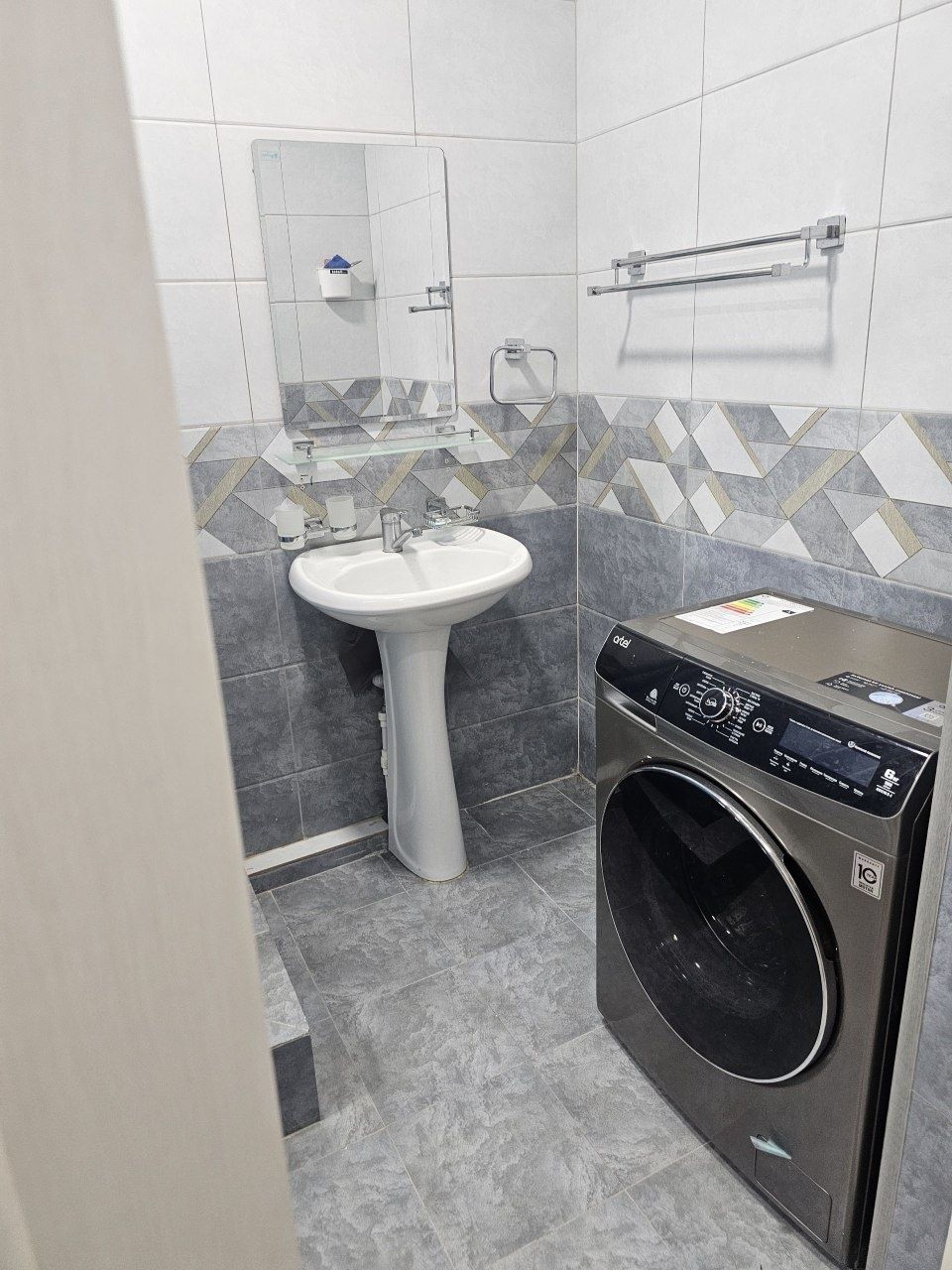 1в2/1/4 Ттз-4 Корзинка. Всё есть. 40м². Не торец. Маклер