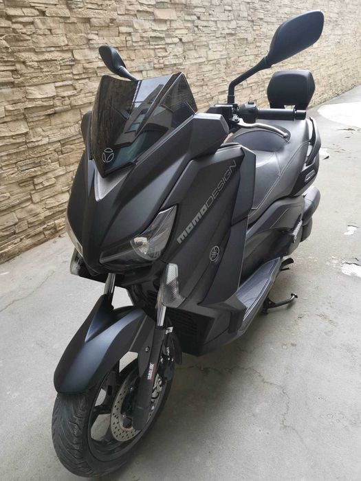 Yamaha X-max 250R MOMO DESIGN