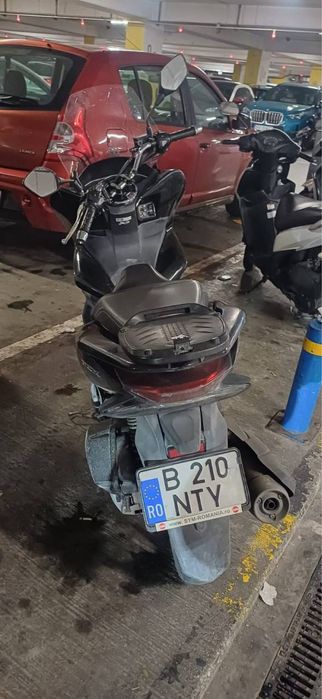 Honda PCX 125 (cel mai ieftin din Romania)