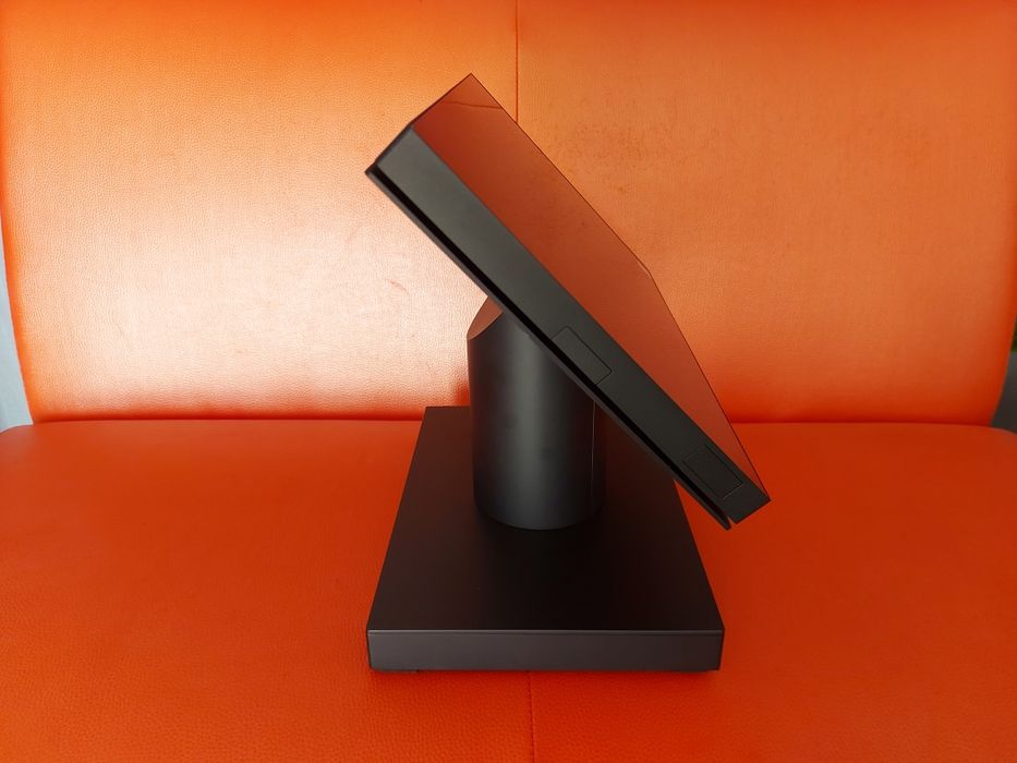 POS HP Engage One Pro AiO (компютър+монитор+тъч)