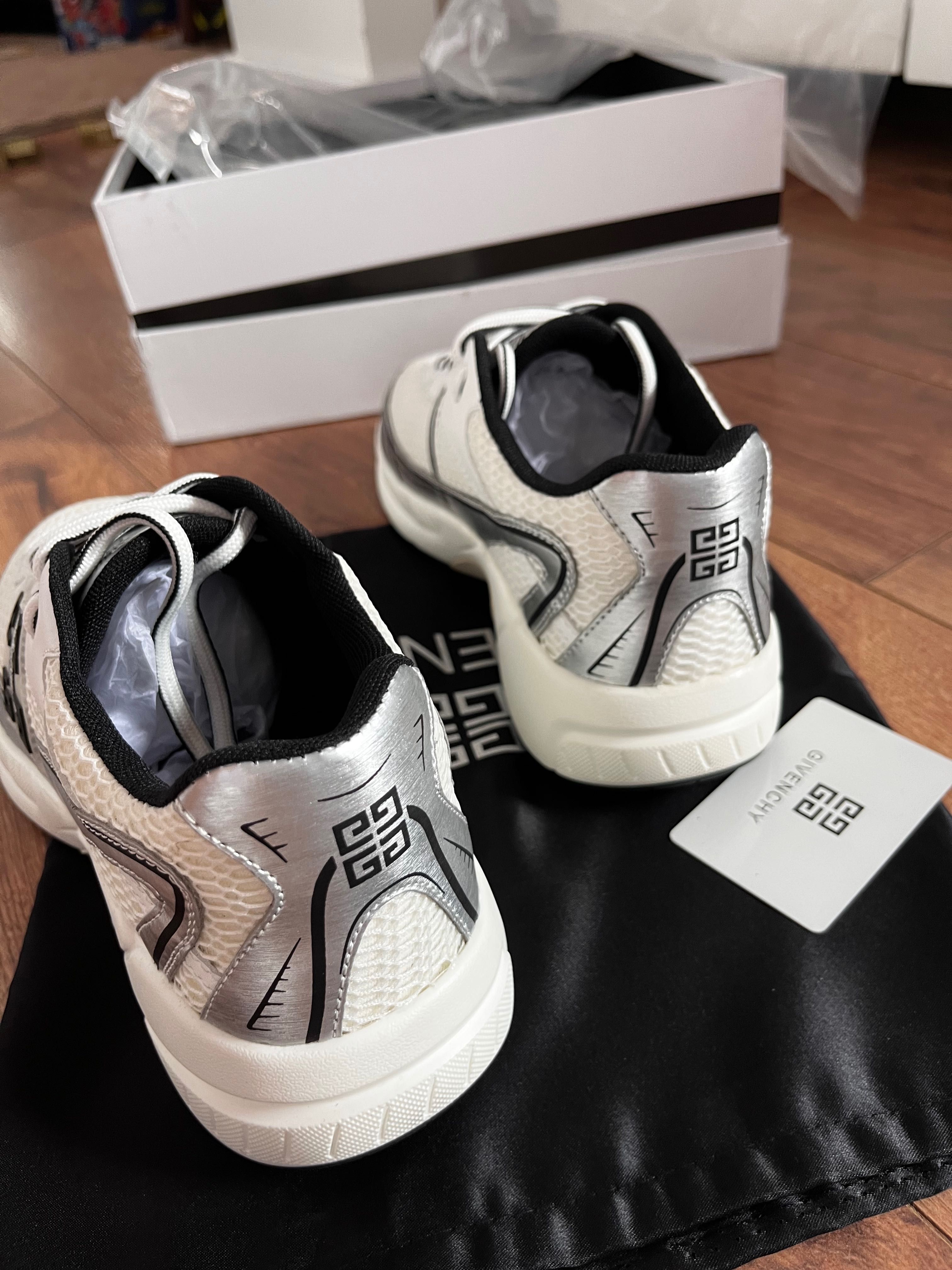 Мъжки спортни обувки GIVENCHY