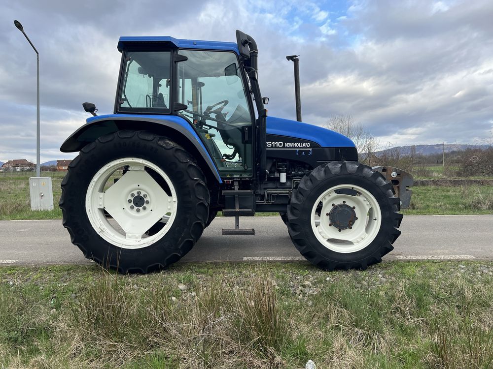 Tractor new holland