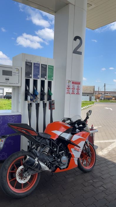 Motocicleta KTM RC125