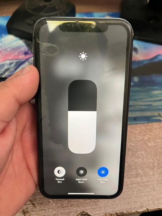 Продам айфон 11  хорошем состояний можно обмен  с моей доплатой