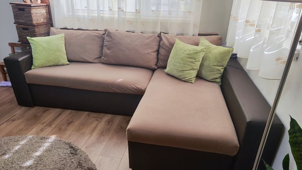 Продавам Ъглов диван