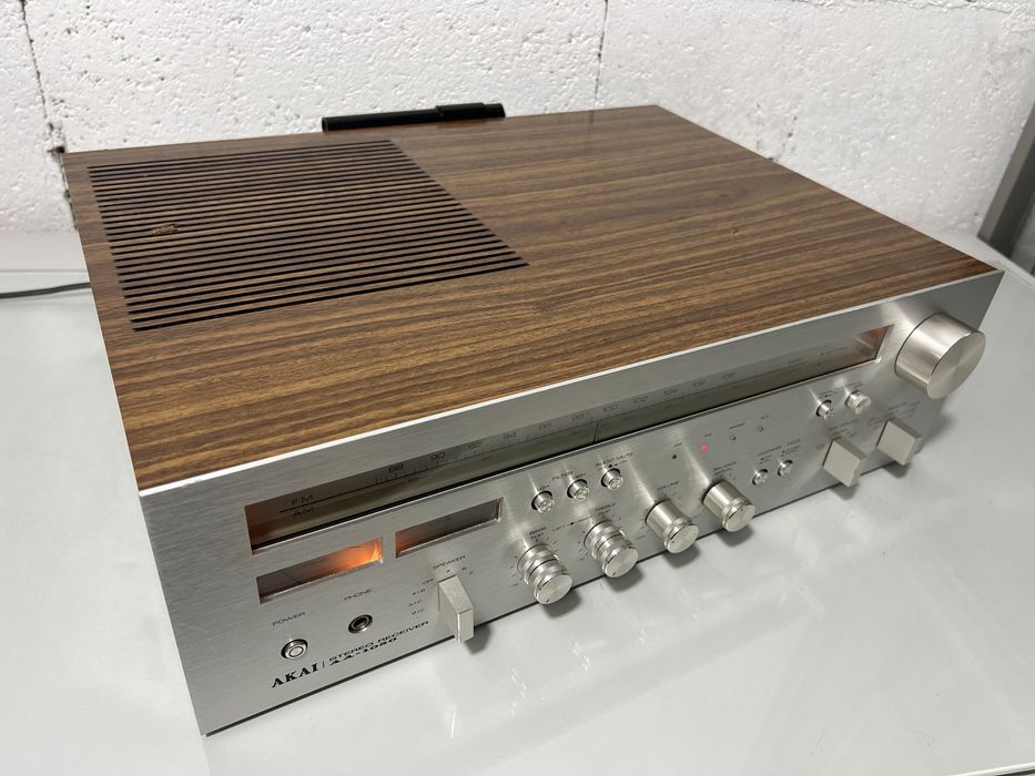 Vand receiver Akai AA-1050