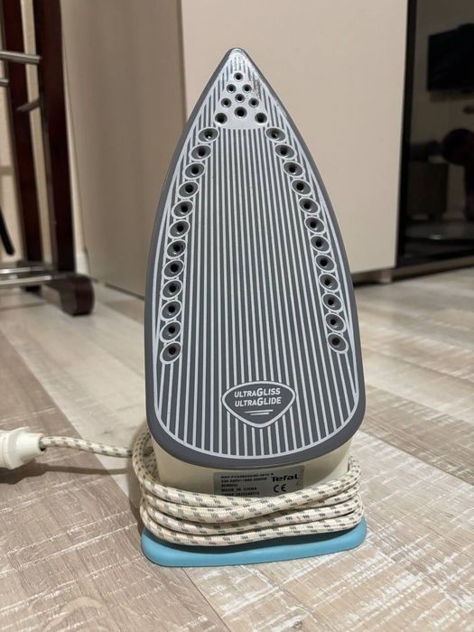 Продам утюг в отличном состоянии