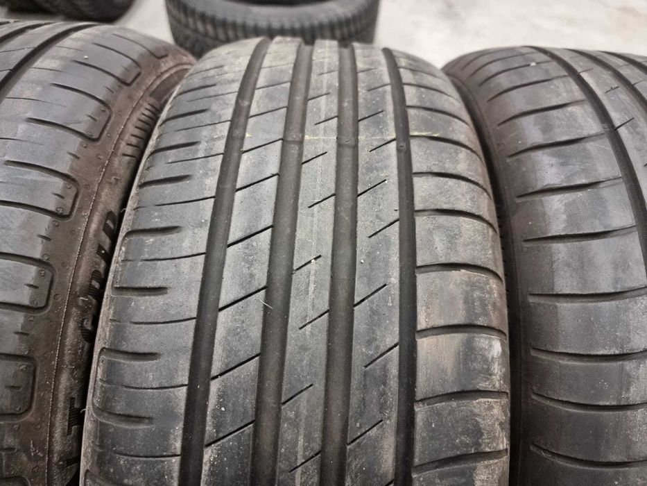 4 Anvelope VARA 205.60.16 "Goodyear" ; stare foarte buna
