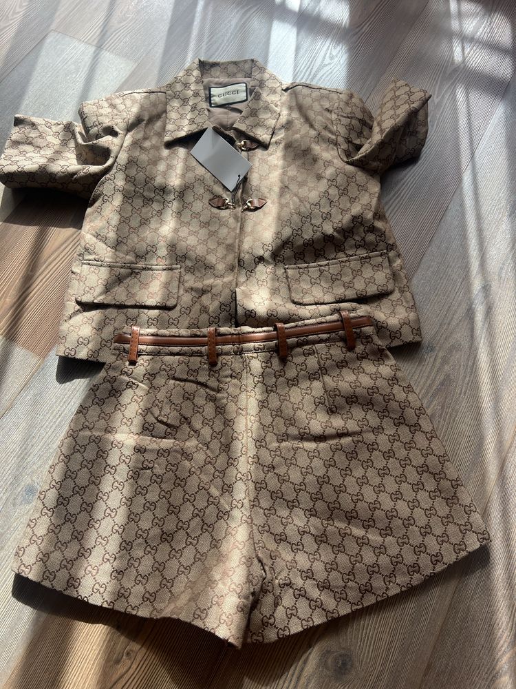 Сет Gucci.